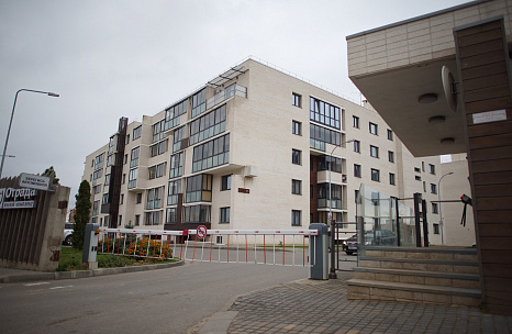 Объект из Облицовочный кирпич ЛСР белый  с гладкой поверхностью